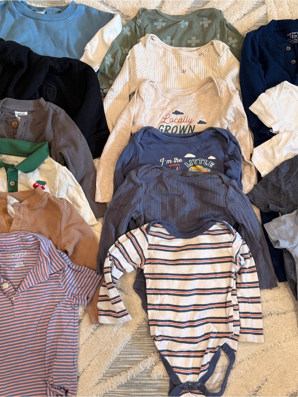Baby Clothes Bundle 12m - Gap, Carters, Cloud Island